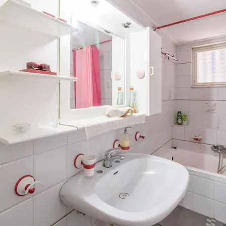 Cult Living Volos