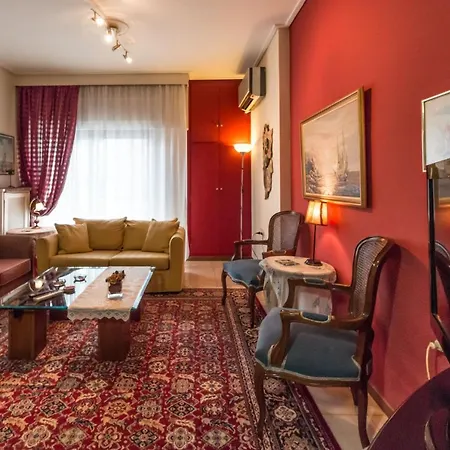 Cult Living Volos Апартаменты *